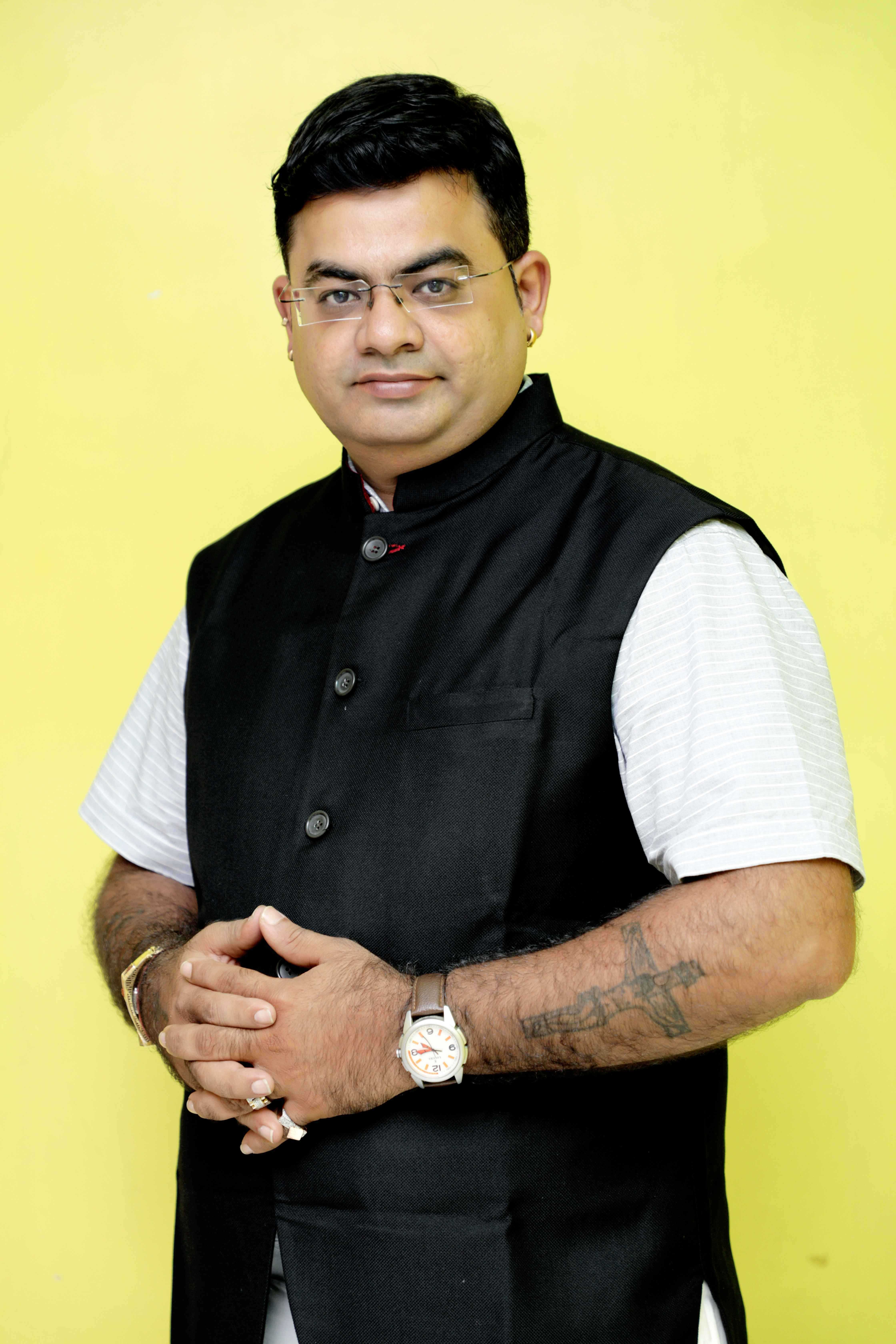 ROCKY RAJESHBHAI  LINESWALA
